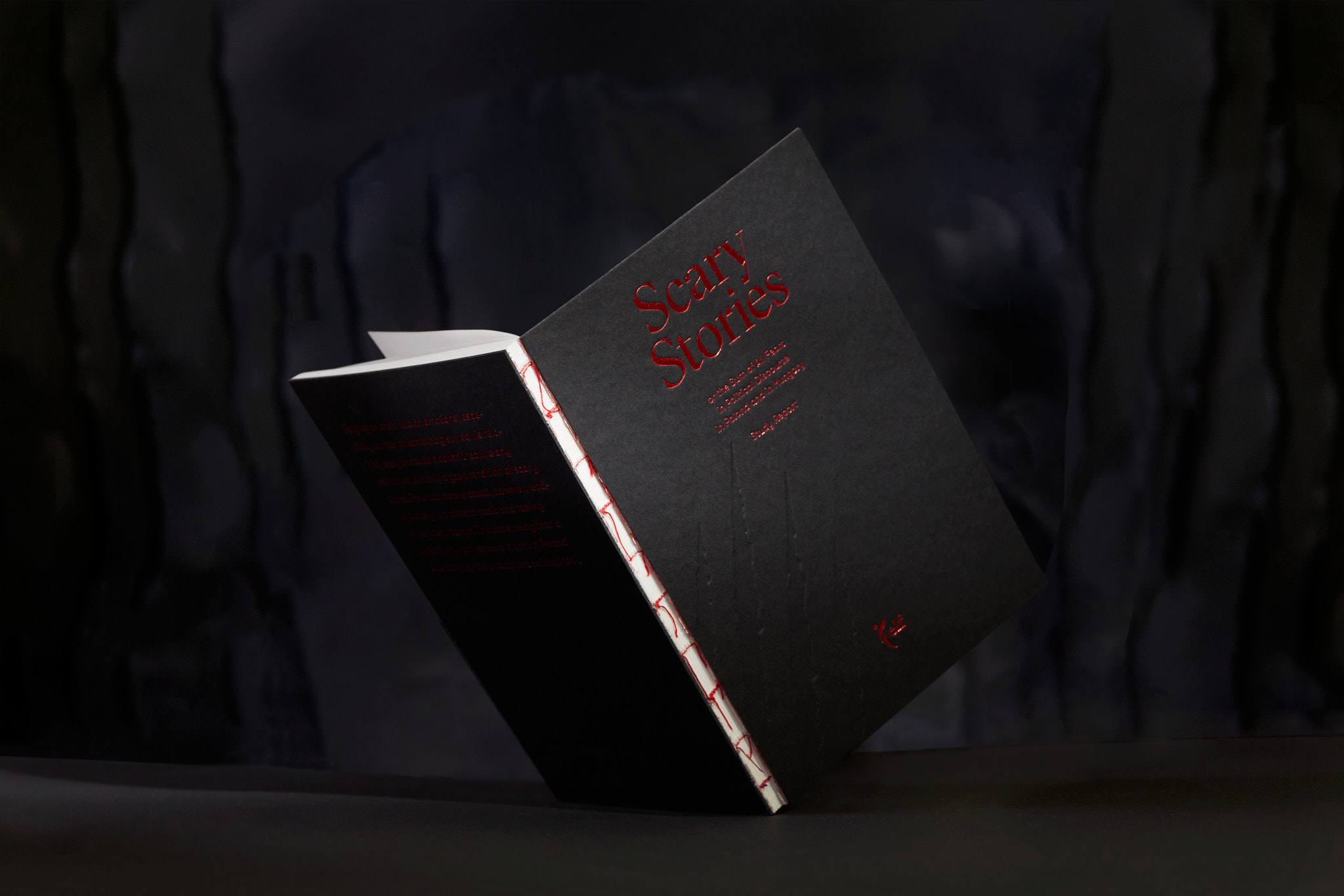 Scary_stories_typo-MarcinHernas_fotBasia_BudniakSCARY-Stories0637m