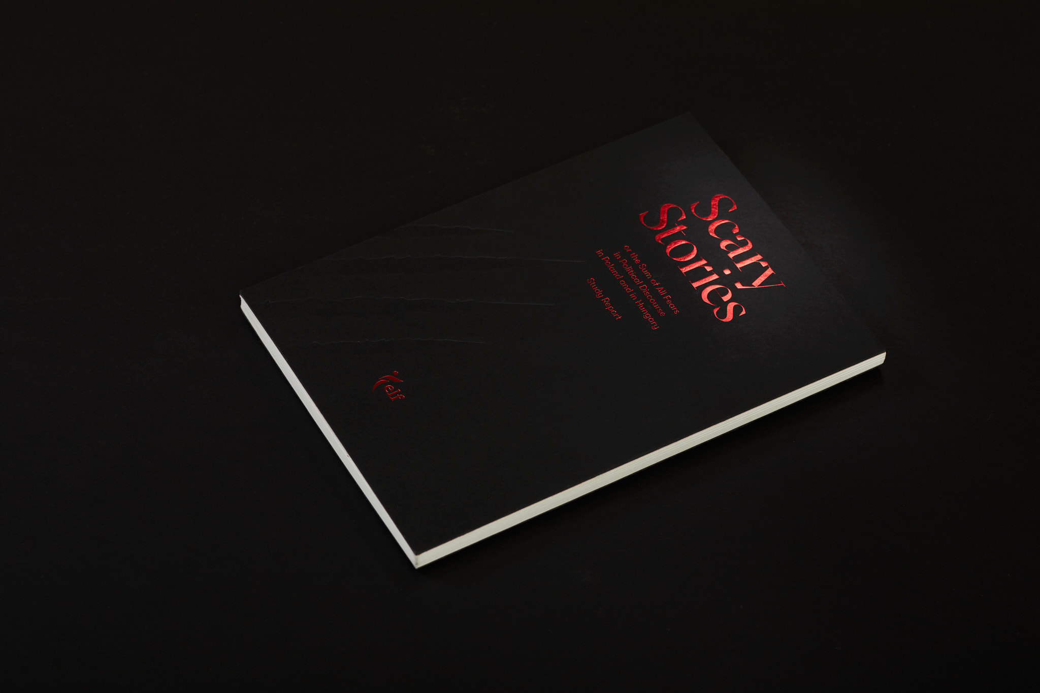 Scary_stories_typo-MarcinHernas_fotBasia_BudniakSCARY-Stories_1256m