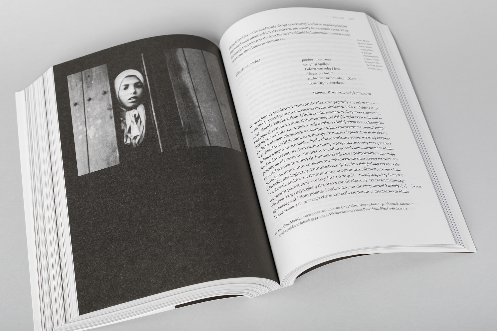 Tessera_Sladami_Holokaustu_4894