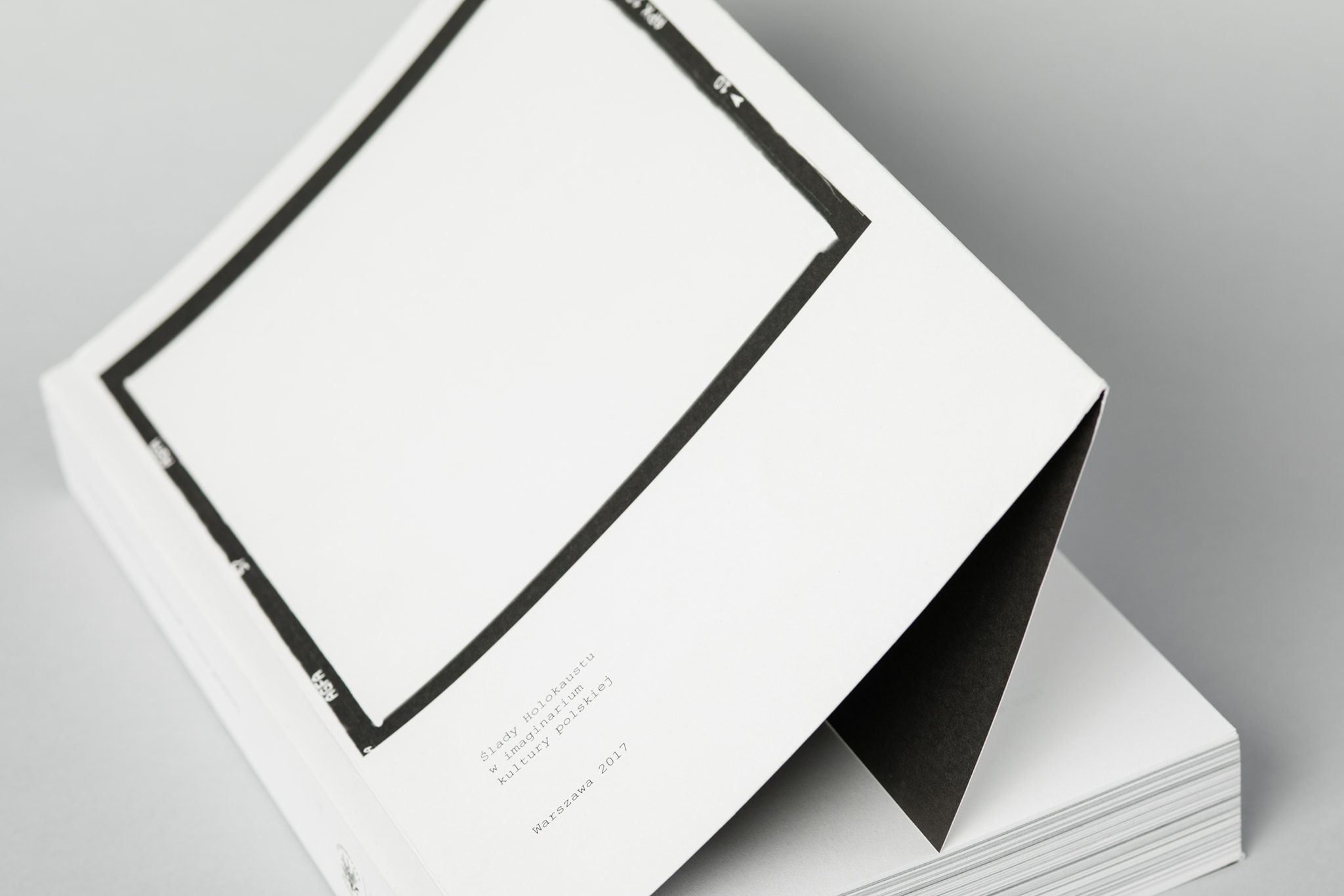 Tessera_Sladami_Holokaustu_4907