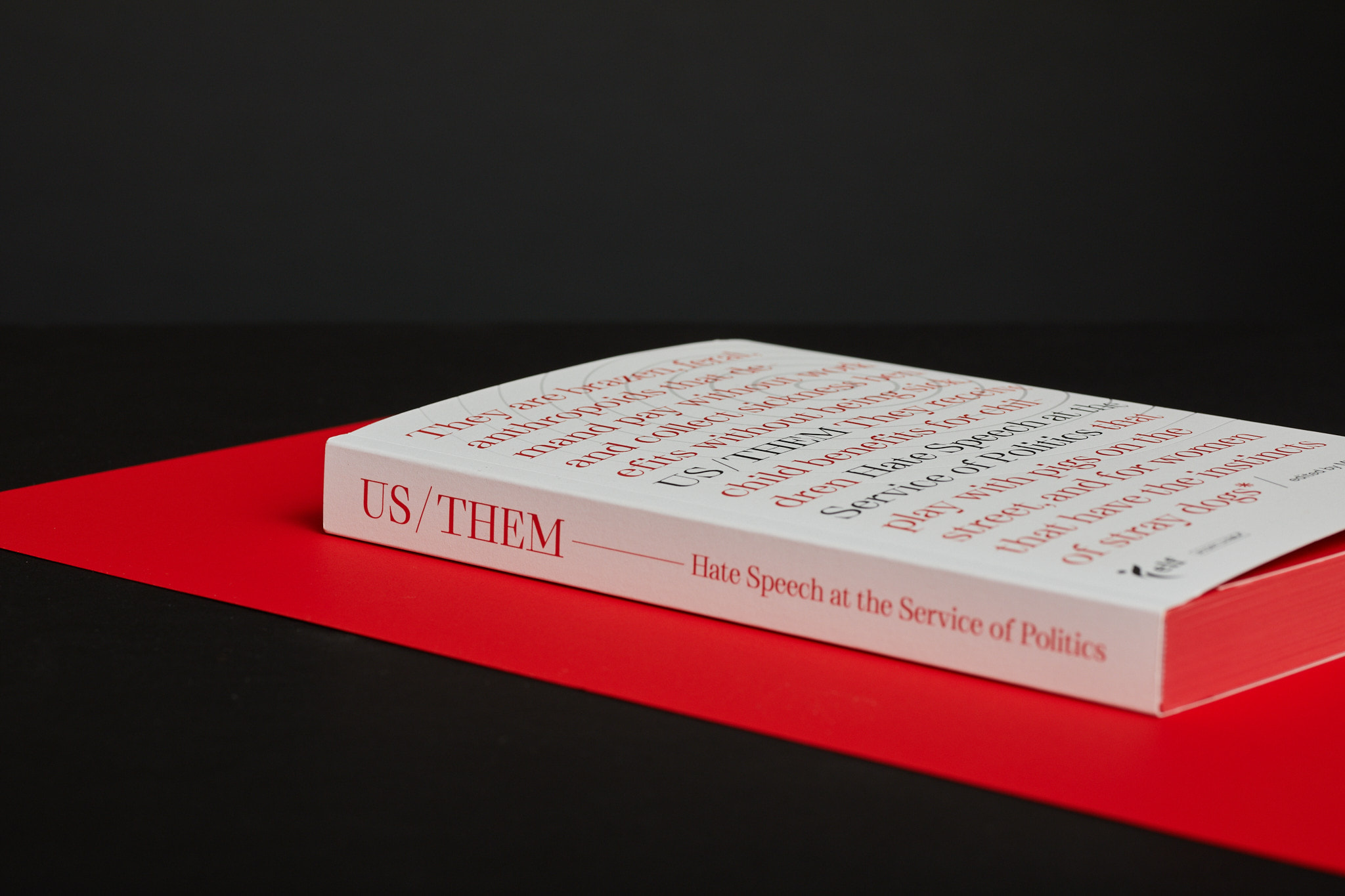 US_them_fot.Basia_BudniakUS_THEM_0012m