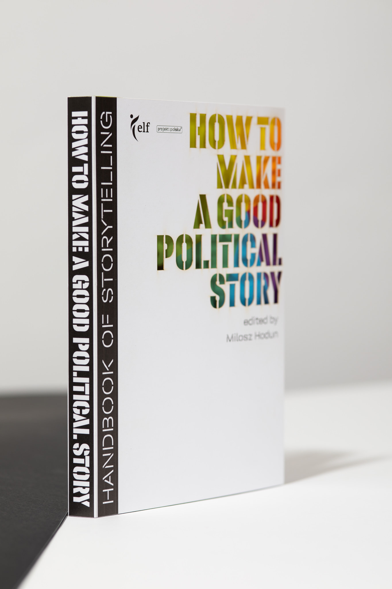 HANDBOOK_017_54A4243m