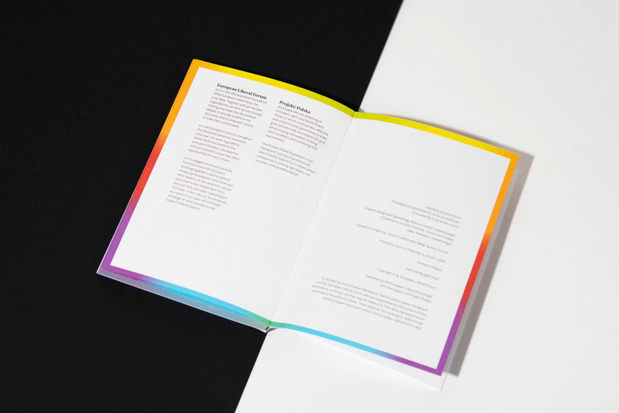 HANDBOOK_028_54A4258m