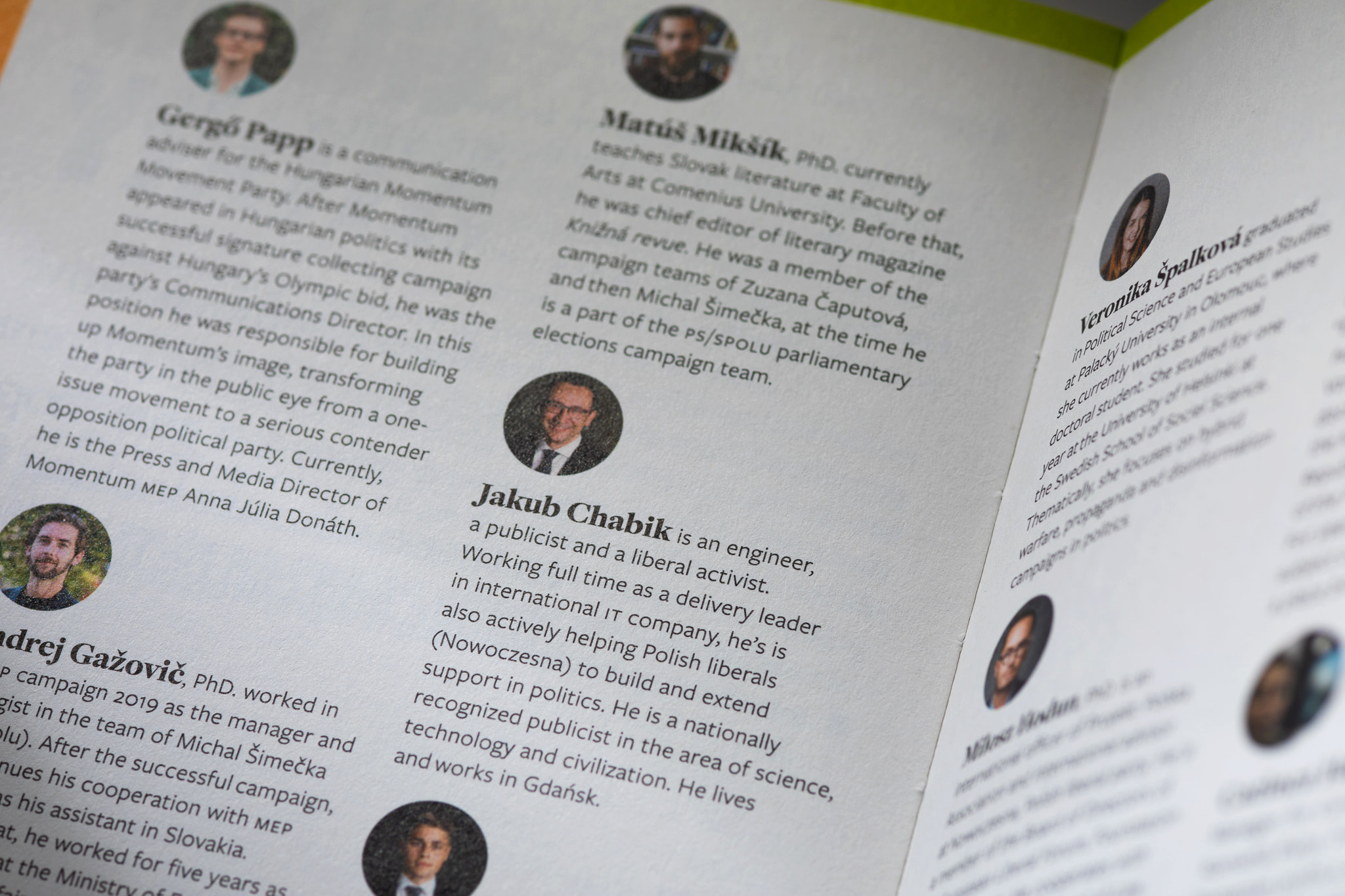 HANDBOOK_050_54A4418